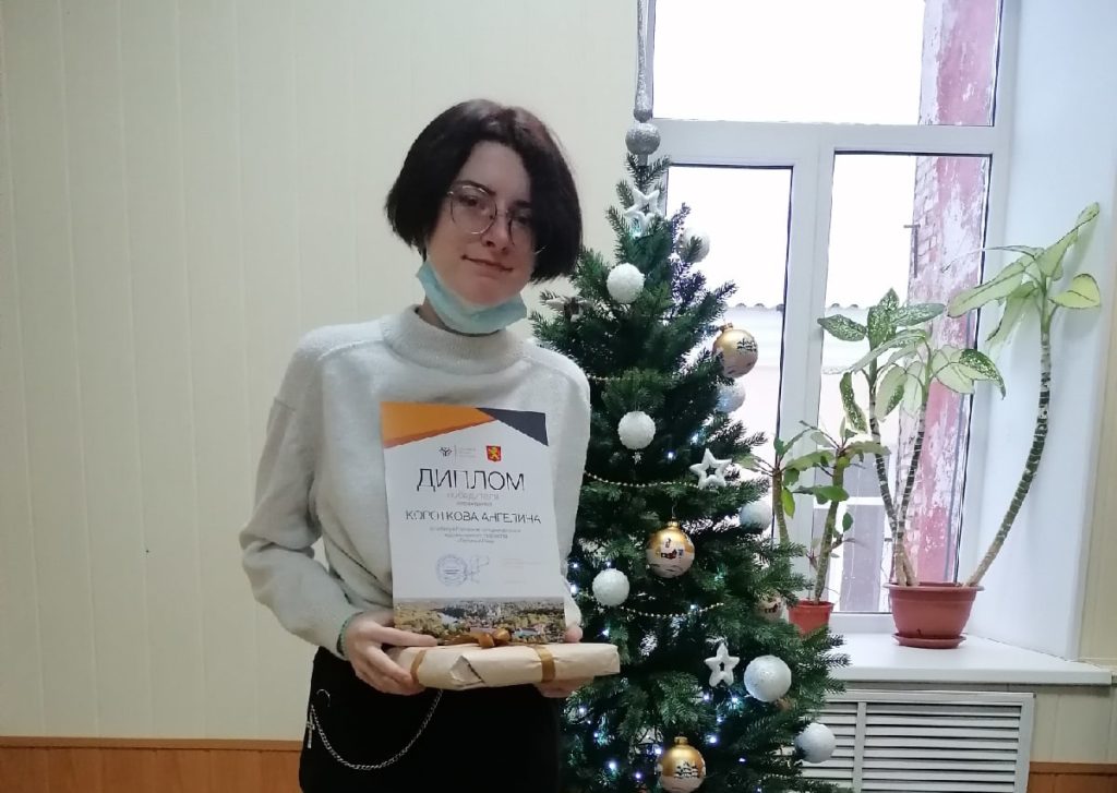 Глава Ржева поздравил Ангелину Короткову с победой в творческом конкурсе "Любимый Ржев" Глава Ржева поздравил Ангелину Короткову с победой в творческом конкурсе "Любимый Ржев"