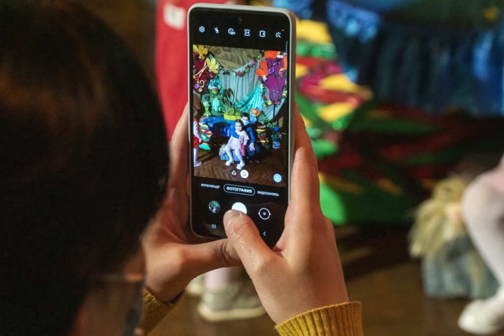 В Тверском театре кукол появились оригинальные новогодние фотозоны