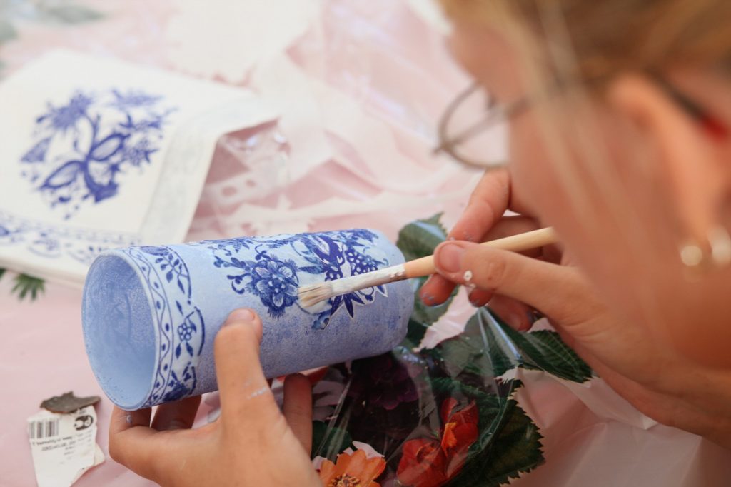 Жители Твери и области могут попробовать себя в декупаже Жители Твери и области могут попробовать себя в декупаже