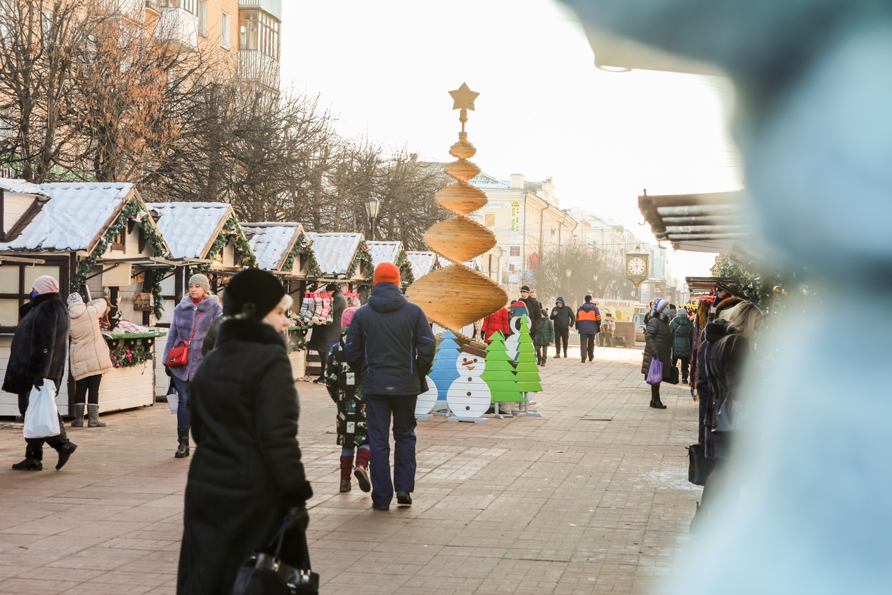 В центре Твери открылась Рождественская ярмарка
