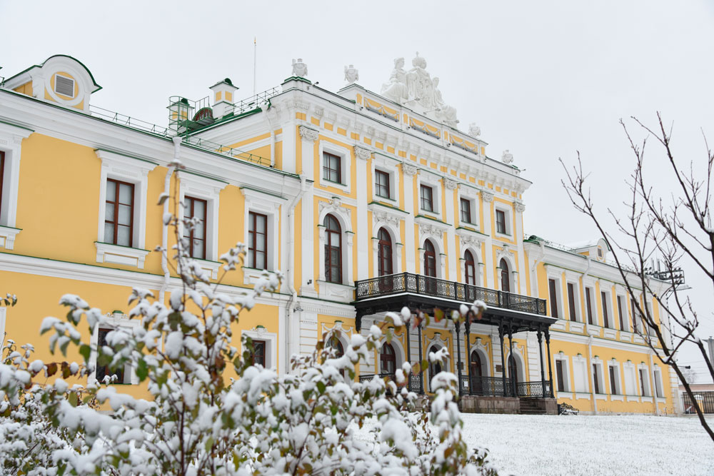 Появились фото Тверского Дворцового сада, укрытого снегом Появились фото Тверского Дворцового сада, укрытого снегом