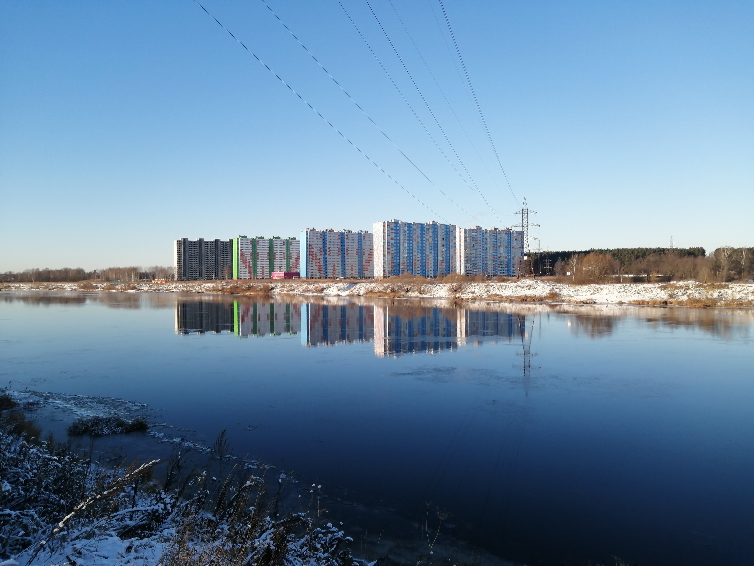 Пользователи сети делятся фотографиями морозной Твери