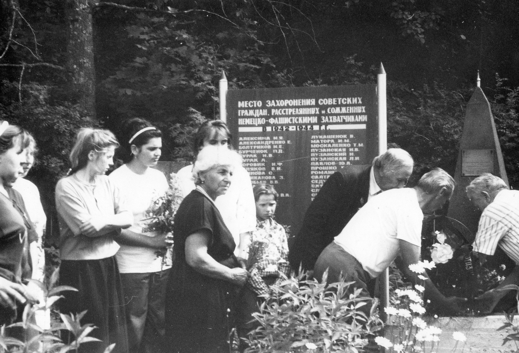Фотолента "Тверьлайф": демонстрации, съезды, выборы в объективе современников