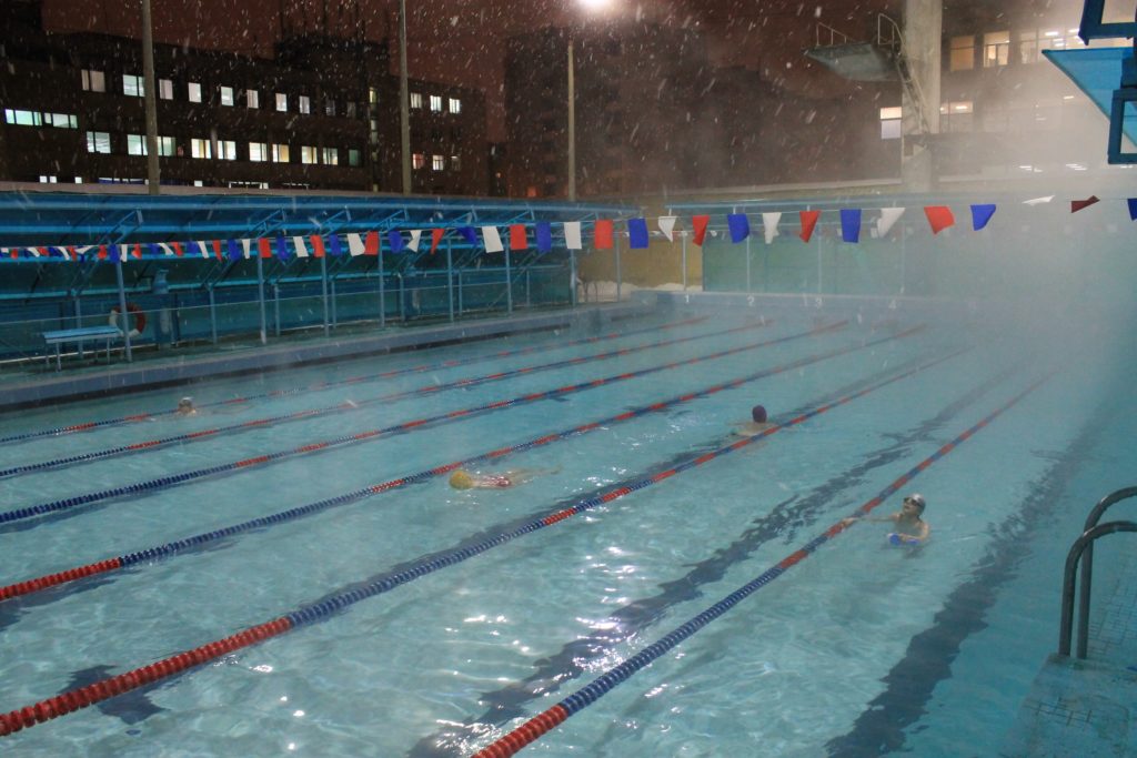 Стало известно, как будут работать плавательные бассейны Твери в новогодние праздники