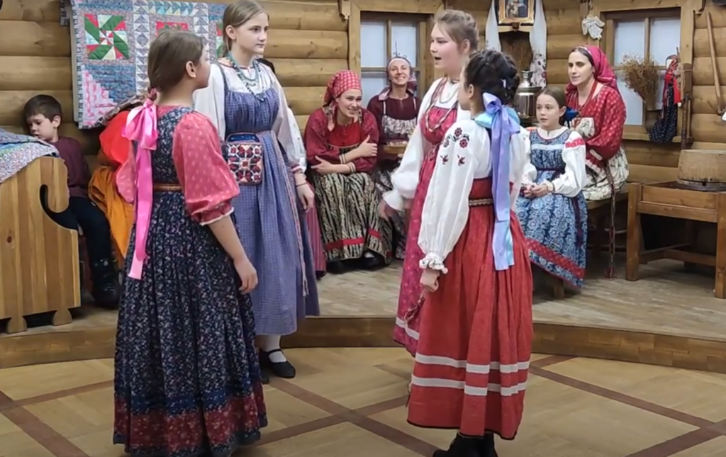 Тверская этностудия "Матица" стала лауреатом новосибирского межрегионального фестиваля "Кадрильный круг" Тверская этностудия "Матица" стала лауреатом новосибирского межрегионального фестиваля "Кадрильный круг"