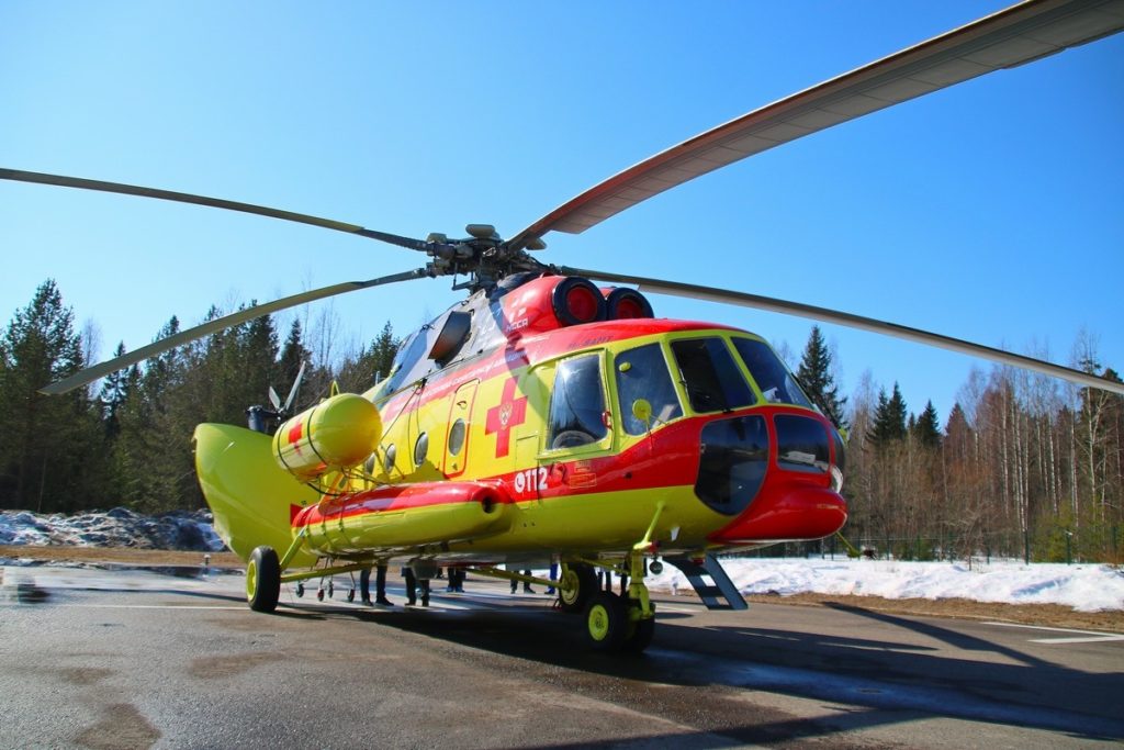 Тверские медики спасли человека с помощью санавиации Тверские медики спасли человека с помощью санавиации