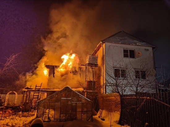 В Тверской области вблизи дома загорелась баня новости твери и тверской области