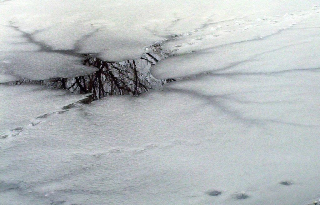В Твери в Волге найдено тело мужчины В Твери в Волге найдено тело мужчины