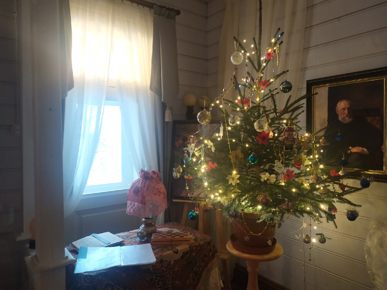 В Тверской области в один из новогодних вечеров отзвучали русские святочные рассказы