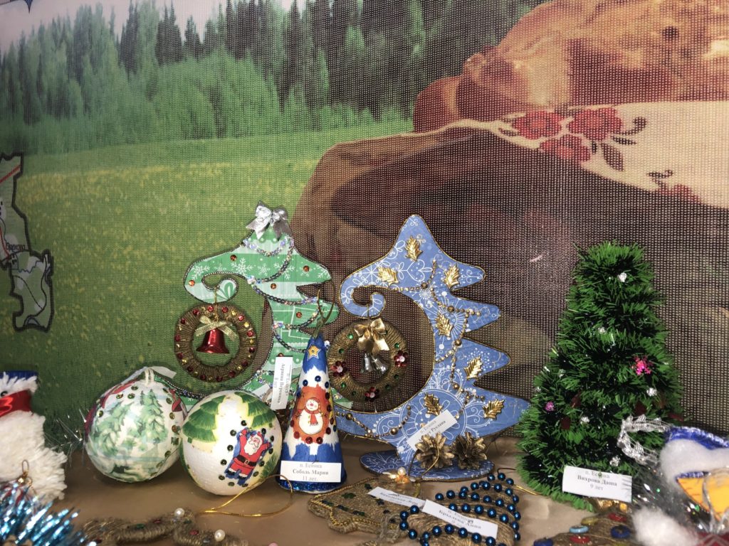 В Ржевском районе выбрали лучшие новогодние игрушки