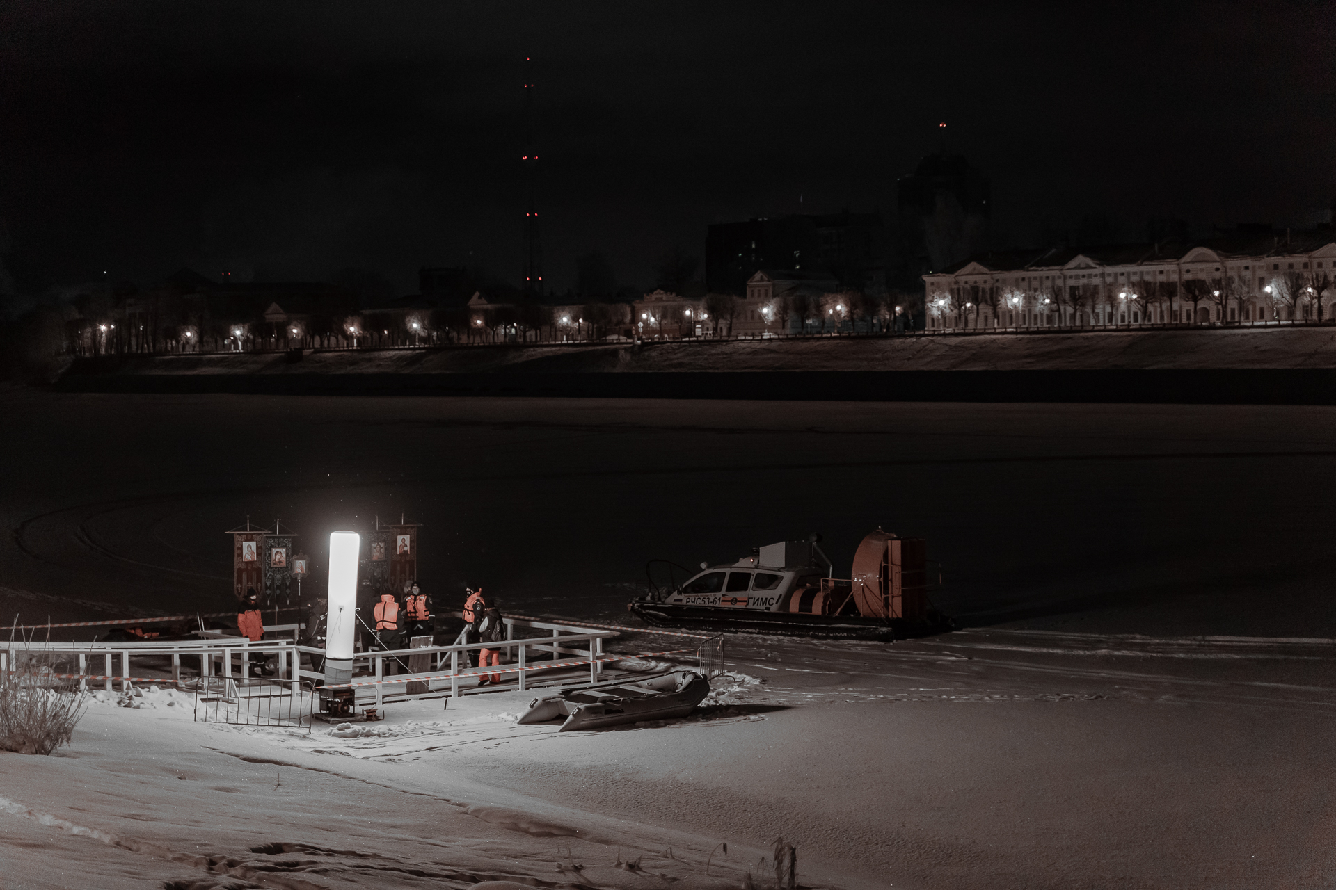 Фоторепортаж: как в Твери прошла крещенская ночь