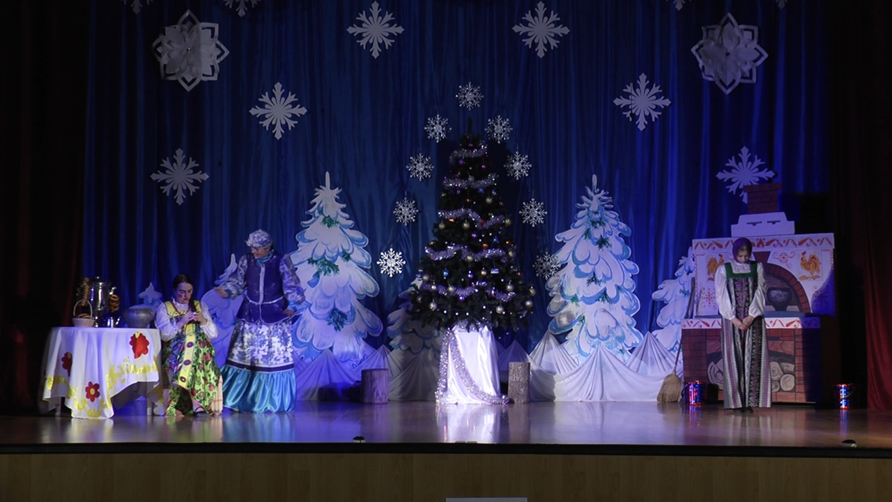 В Бологое прошла благотворительная елка