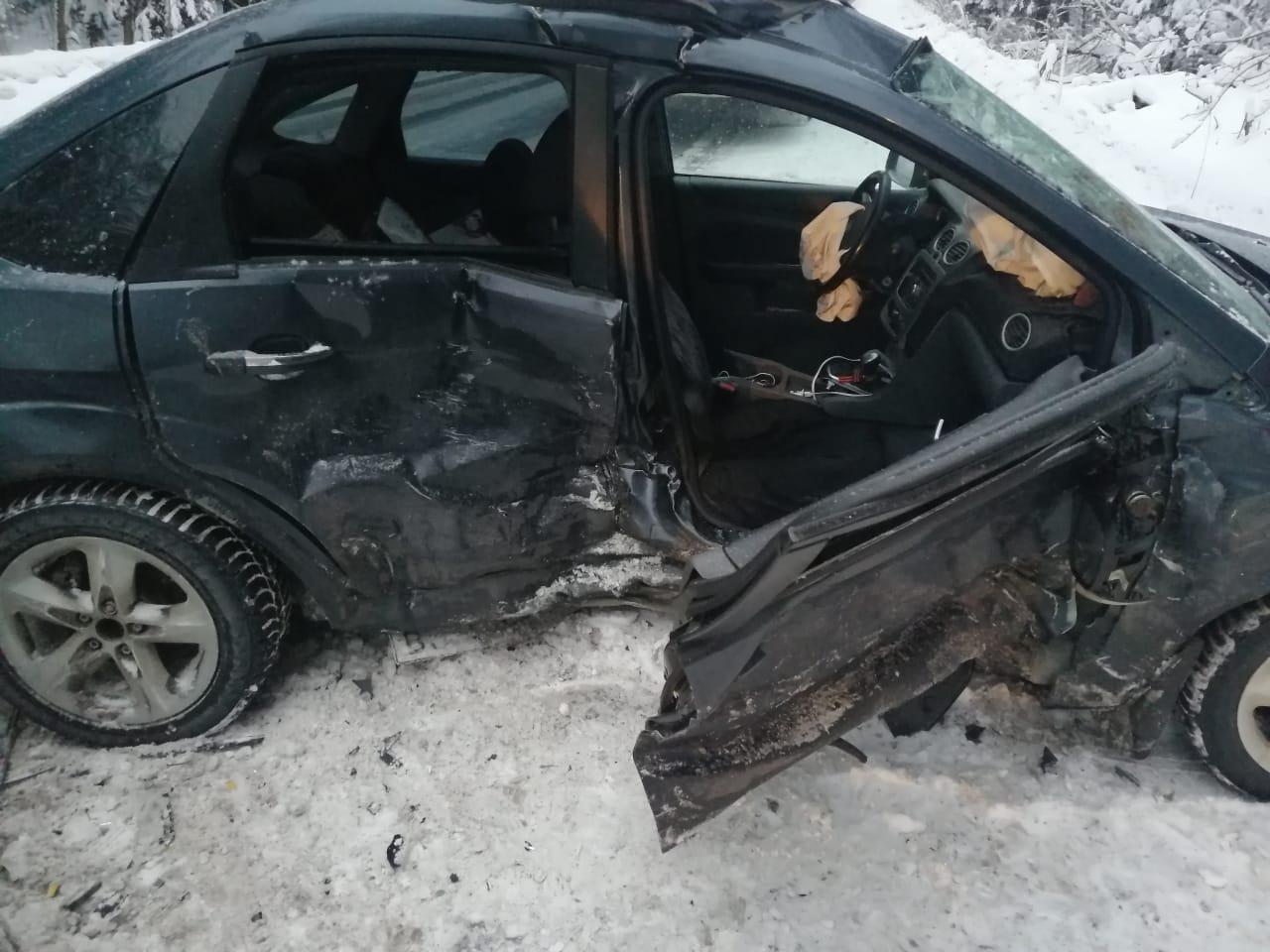 На трассе в Тверской области в ДТП пострадали пятилетний ребенок и трое взрослых