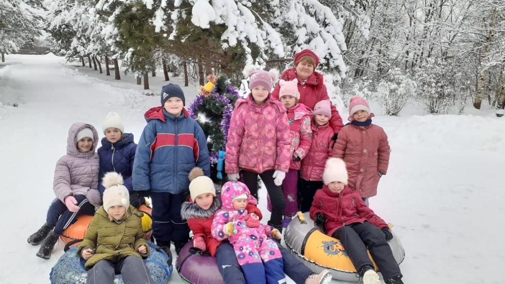 В Ржевском районе состоялся праздник "Зимние забавы" В Ржевском районе состоялся праздник "Зимние забавы"