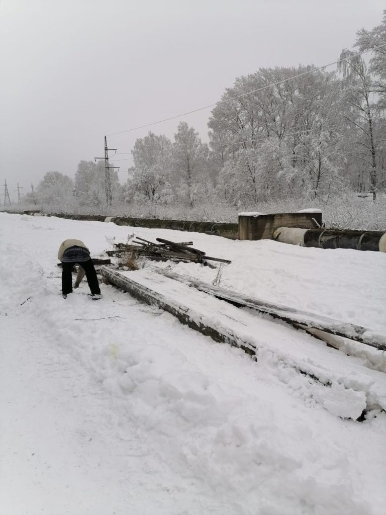 В Заволжском районе Твери демонтирована травмоопасная горка В Заволжском районе Твери демонтирована травмоопасная горка