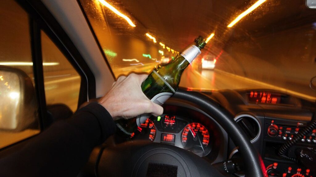 В Тверской области мужчина повторно сел за руль автомобиля нетрезвым и был осужден новости твери