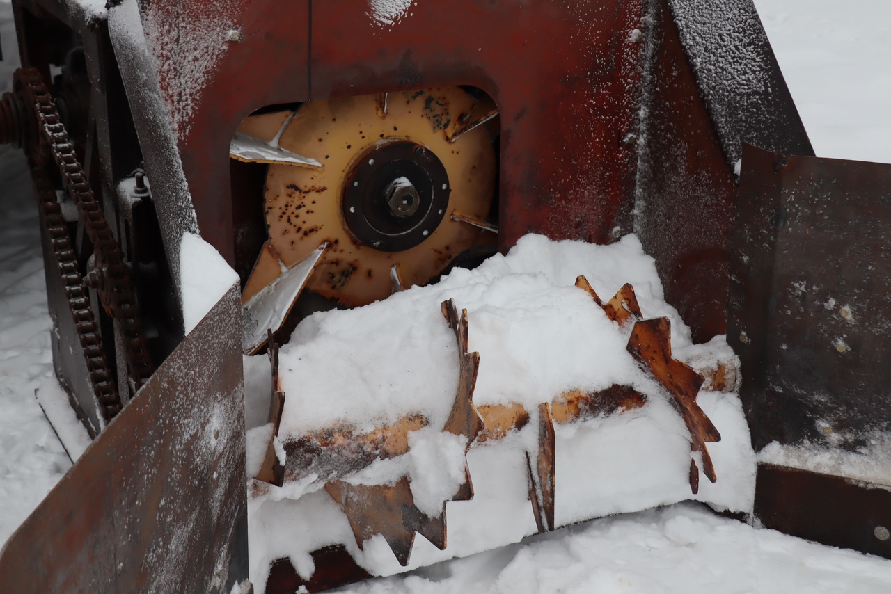 Тверские студенты-аграрии изобрели снегомет