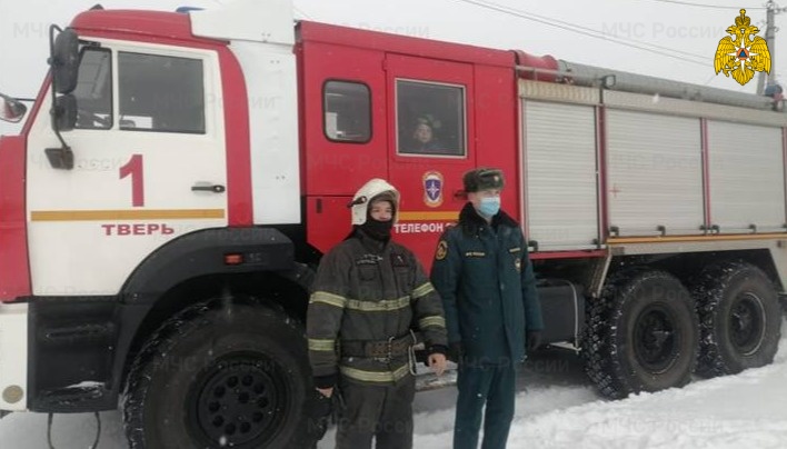 В Твери ребенок провалился в колодец