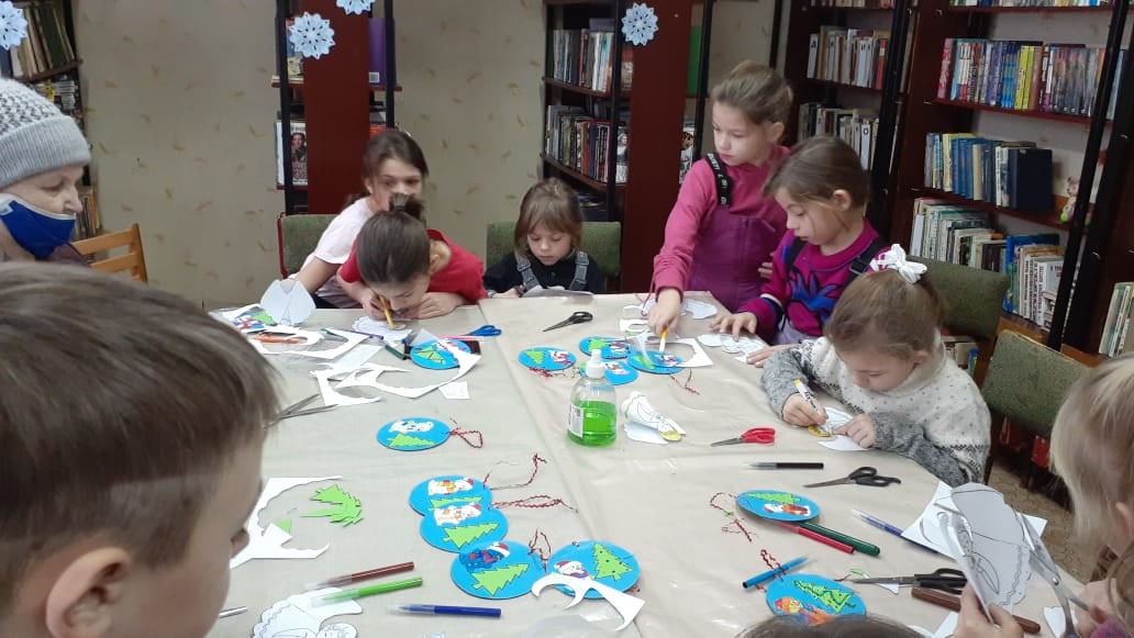 В ДК Ржевского района прошел уютный новогодний праздник