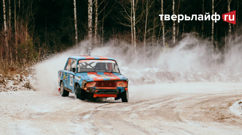 Крепче за баранку держись шофер: в Тверской области прошел Кубок по автомобильному спринту Крепче за баранку держись шофер: в Тверской области прошел Кубок по автомобильному спринту