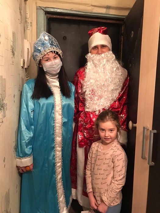 В Зубцовском районе дети в инфекционных госпиталях получили новогодние подарки от активистов «ЕР»