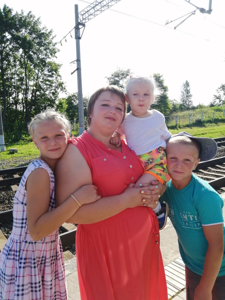 В Вышнем Волочке многодетная семья поддержала массовую вакцинацию от коронавируса tverlife.ru - новости Твери и Тверской области