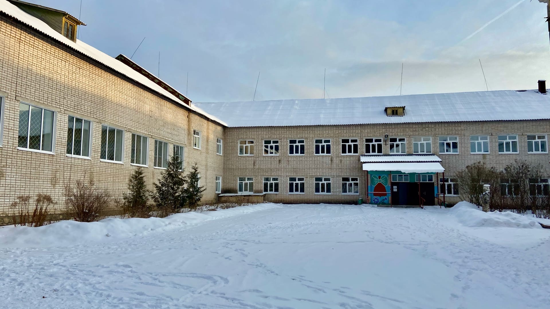 В Новый год с новыми окнами: в Максатихинской школе проведены ремонтные работы