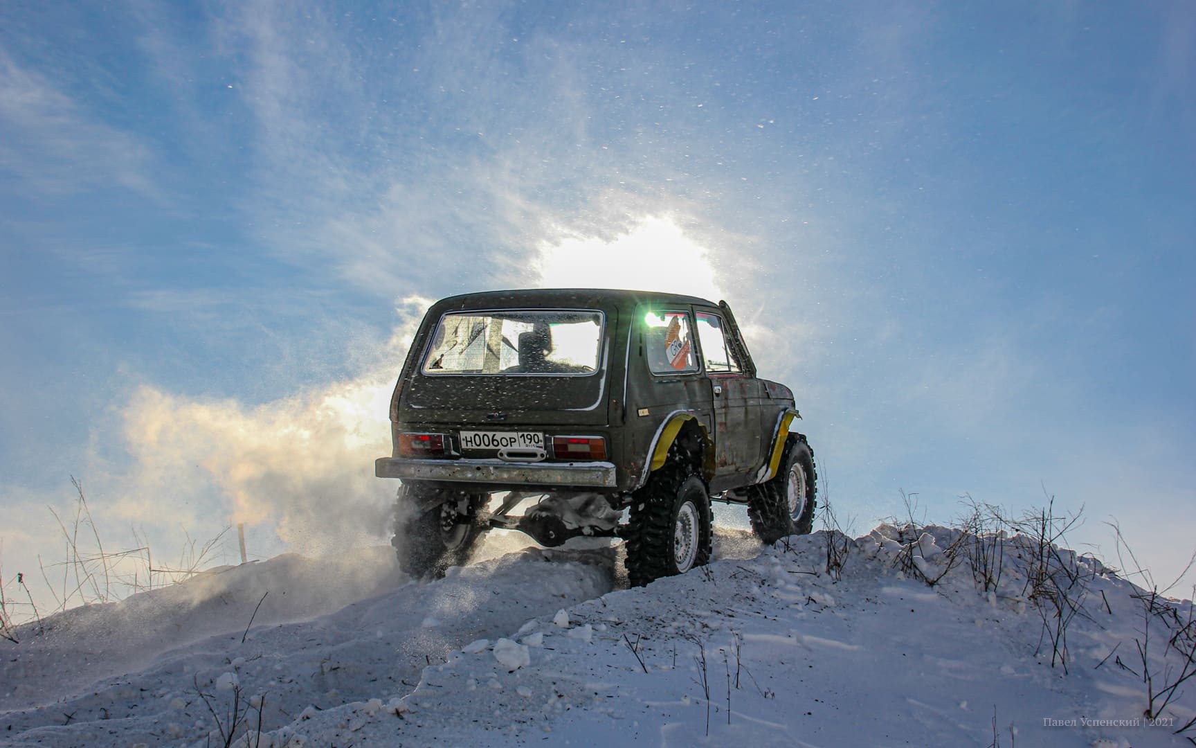 Фоторепортаж "Лебедушкино озеро": под Тверью прошли соревнования по джип-триалу