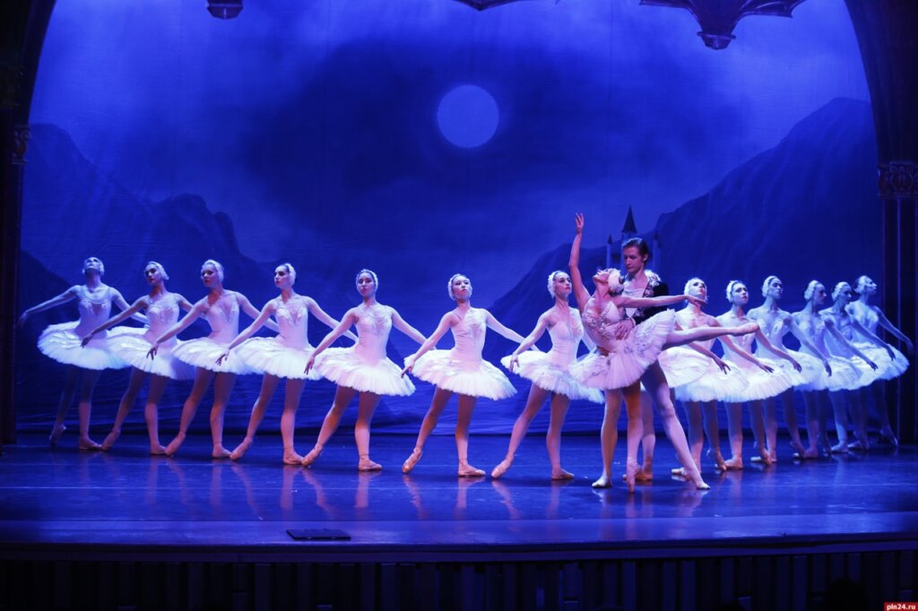 В Твери пройдет балет "Лебединое озеро" В Твери пройдет балет "Лебединое озеро"