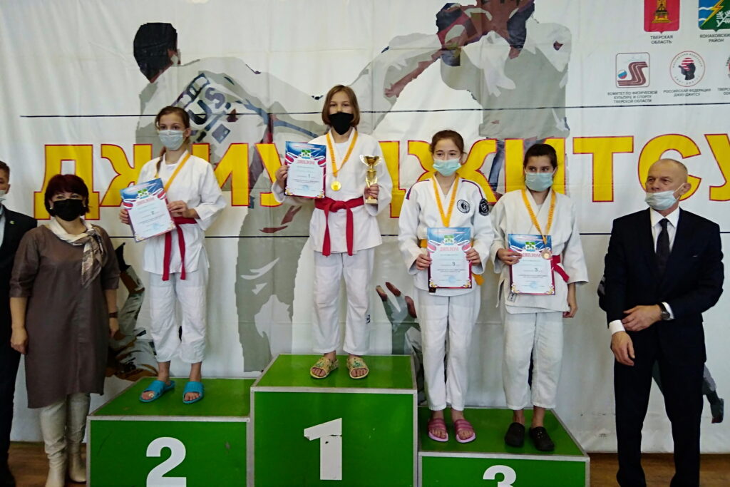 Спортсмены из Тверской области взяли золото первенства России по джиу-джитсу тверь спорт