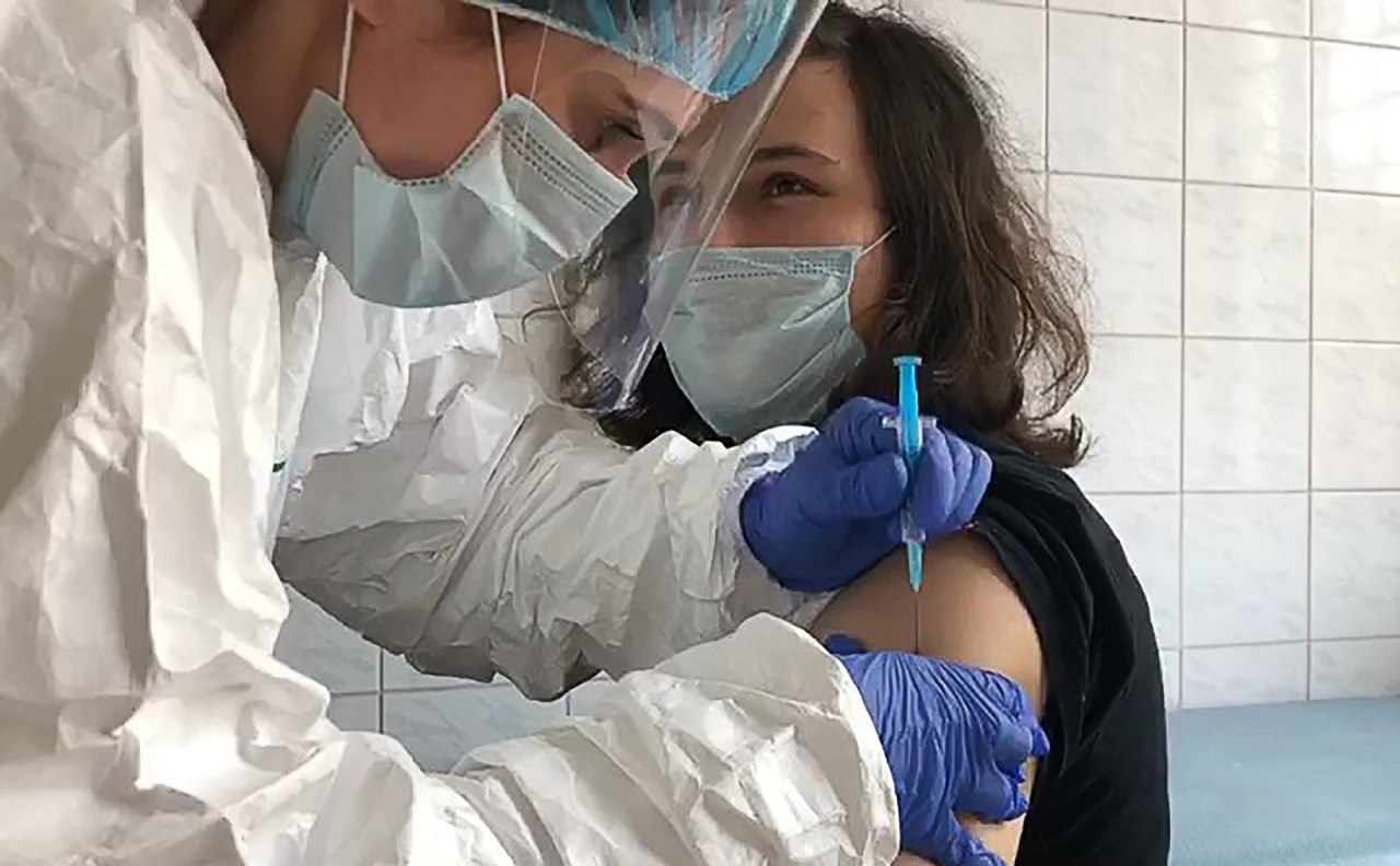 Тверская область вошла в ТОП-10 регионов по приросту числа вакцинированных от COVID-19 новости твери