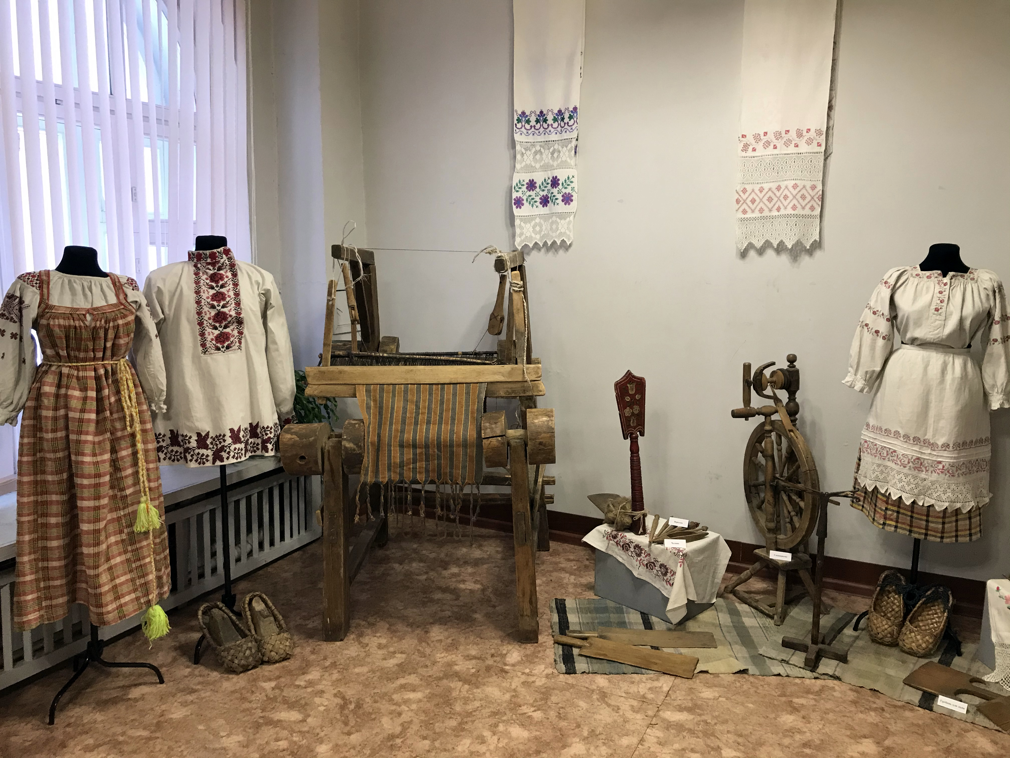 В городе Нелидово Тверской области открыта выставка, где можно совершить путешествие в прошлое