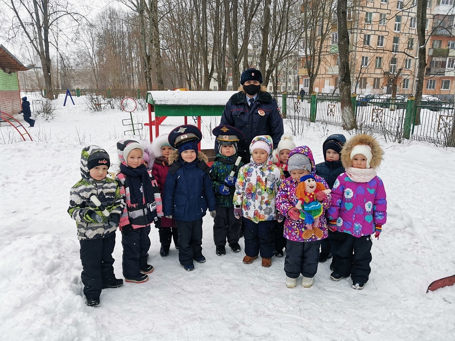 В Тверской области ребята помогли выучить Бабе Яге правила дорожного движения новости твери