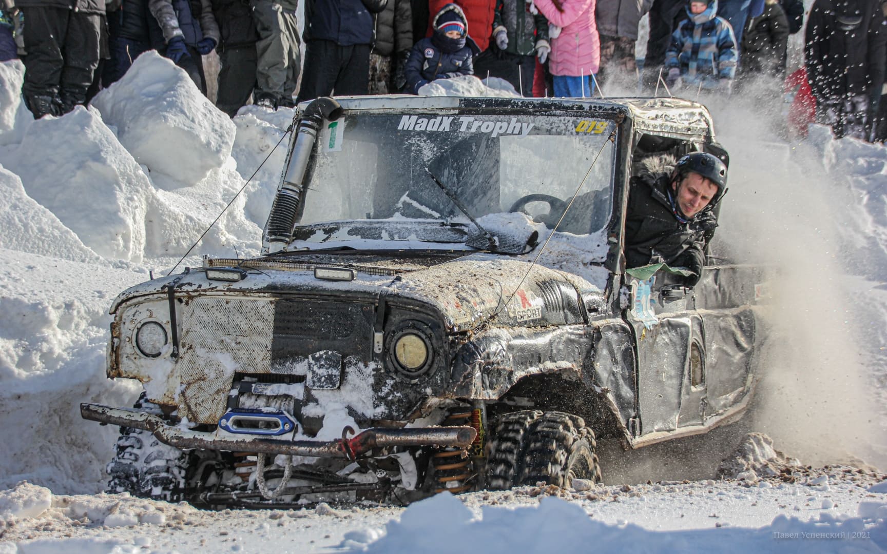 Фоторепортаж "Лебедушкино озеро": под Тверью прошли соревнования по джип-триалу