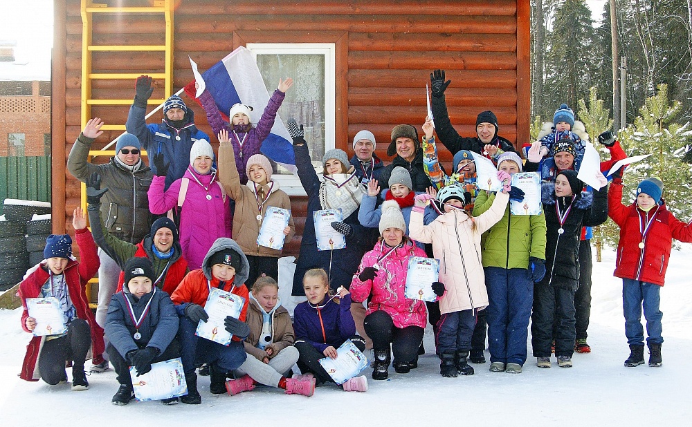 Участники легкоатлетического пробега в Конаковском районе получили по мандарину