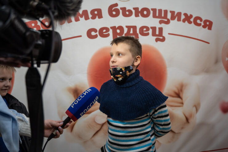 Семьи медиков Тверской области сходили на представление в цирк