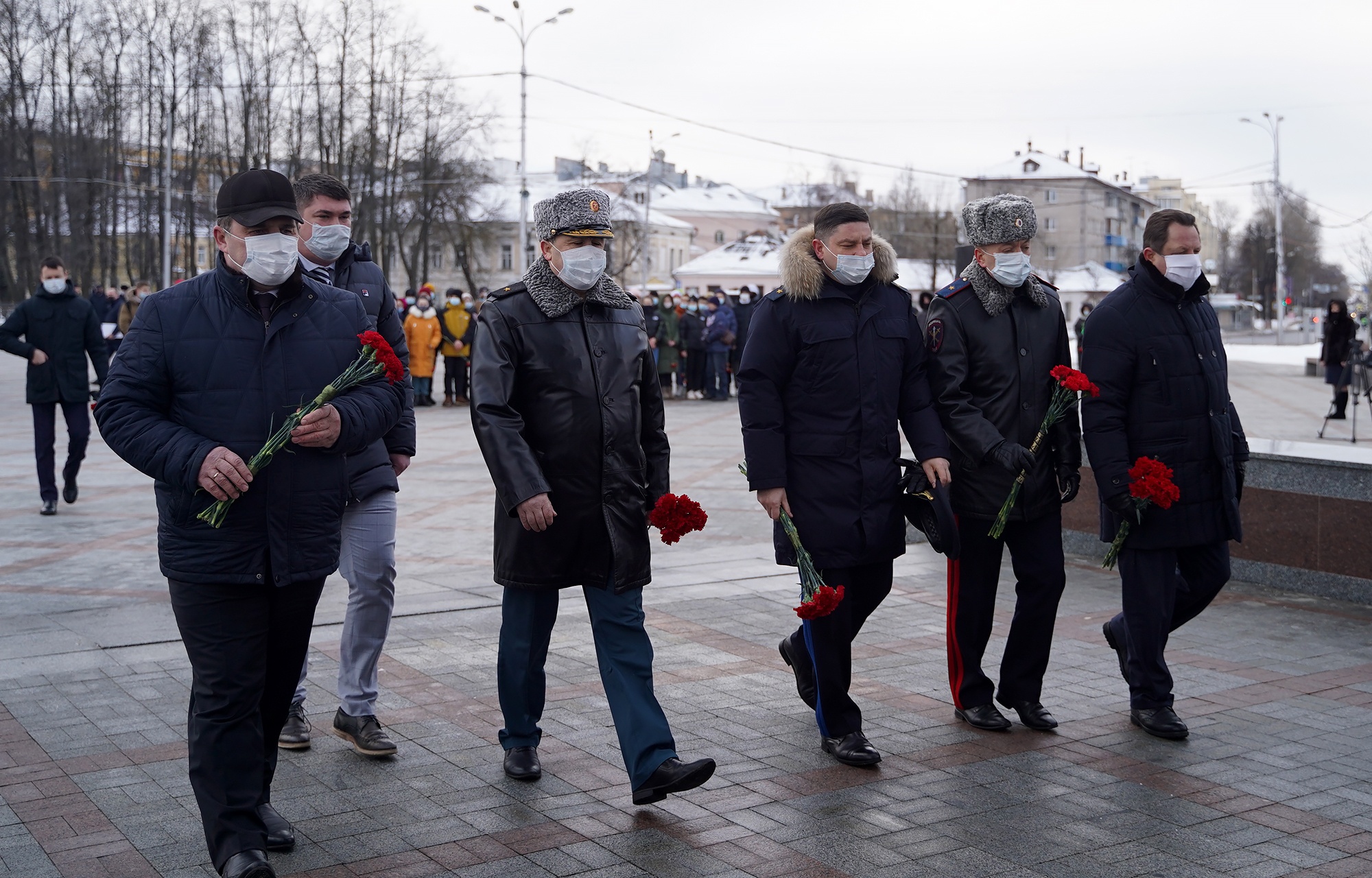 Губернатор Игорь Руденя возложил цветы к Обелиску Победы в день 78-й годовщины разгрома фашистов под Сталинградом