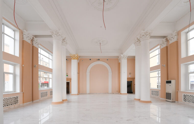 Игорь Руденя проверил ремонт здания нового Дворца бракосочетания Тверской области