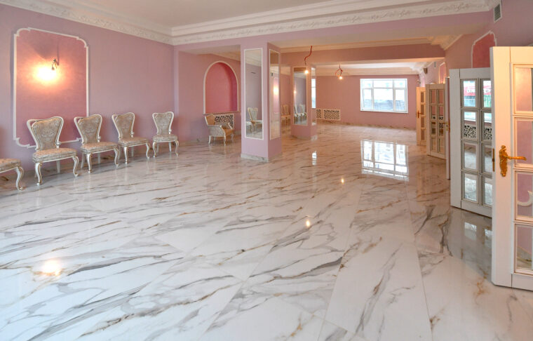 Игорь Руденя проверил ремонт здания нового Дворца бракосочетания Тверской области