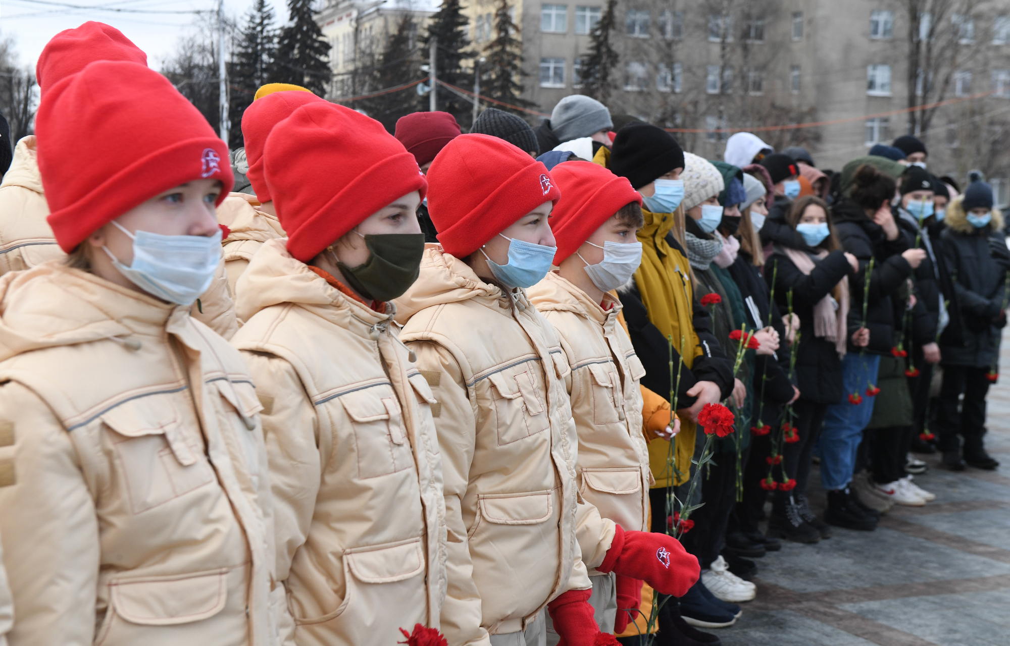 Губернатор Игорь Руденя возложил цветы к Обелиску Победы в день 78-й годовщины разгрома фашистов под Сталинградом