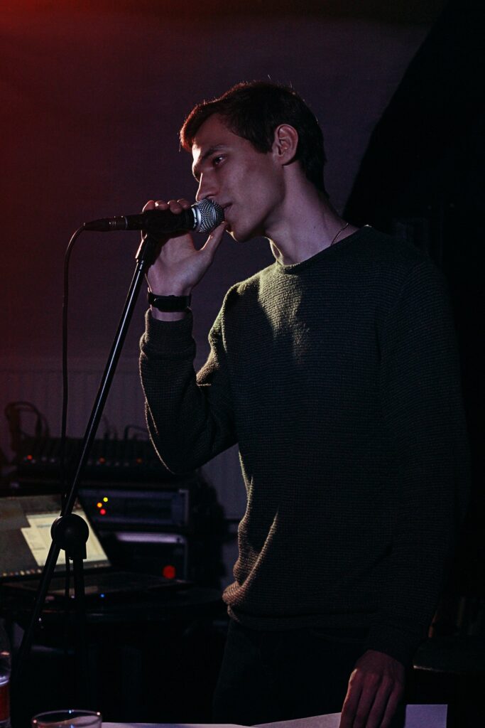 В Твери расскажет стихи известный современный поэт Владимир Понкин В Твери расскажет стихи известный современный поэт Владимир Понкин