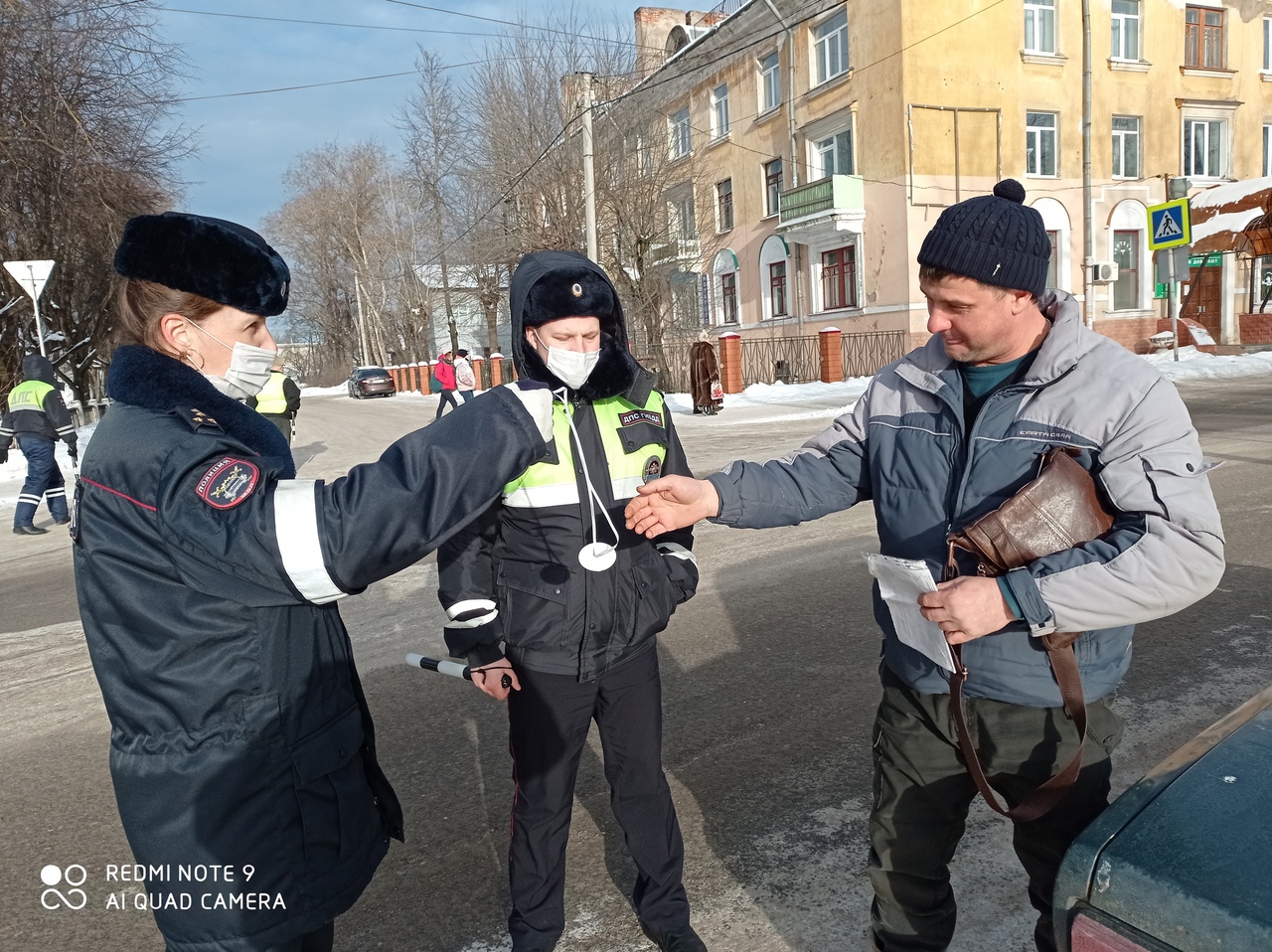 Ветераны дорожной полиции вышли на Бологовские дороги