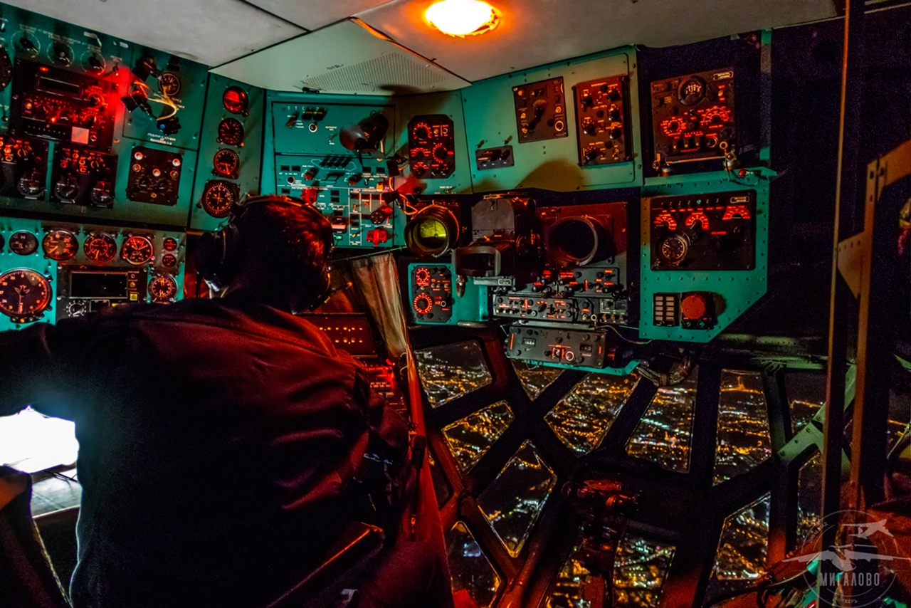 Как выглядит ночная Тверь из кабины пилота