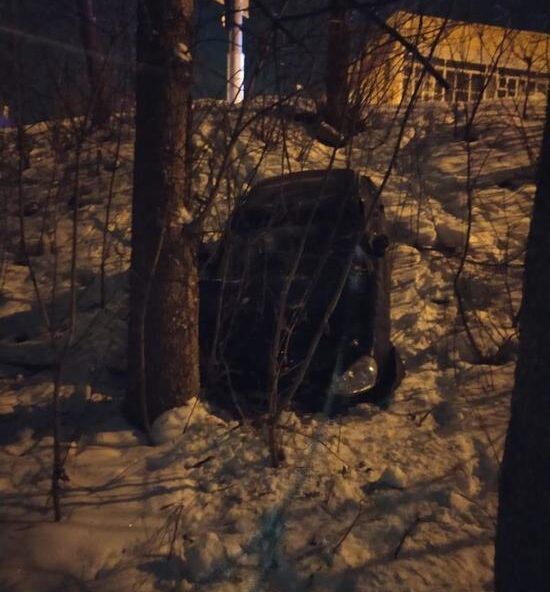 В Твери в автомобильной аварии пострадали два человека В Твери в автомобильной аварии пострадали два человека