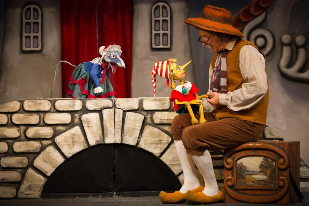 Тверской театр кукол ждет маленьких гостей на "Приключения Буратино" новости культурной жизни - тверской театр кукол