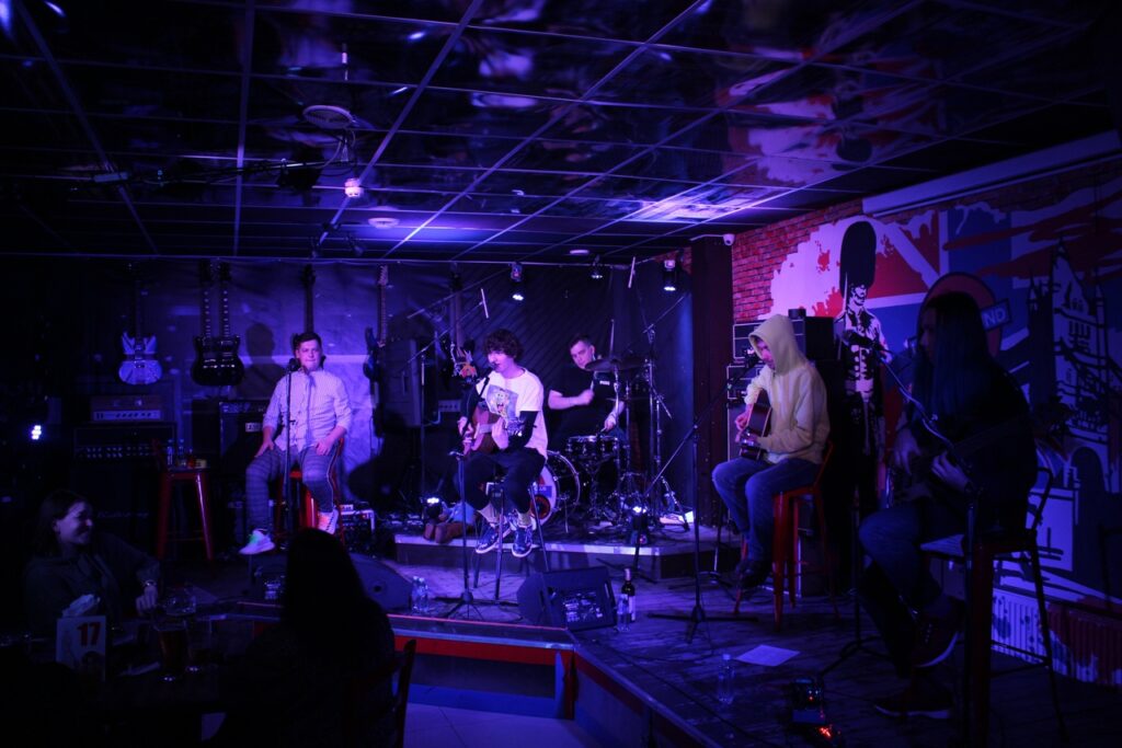 "Пацаны с гитарой": Сережа Драгни рассказал "Тверьлайф" о музыке и знаниях "Пацаны с гитарой": Сережа Драгни рассказал "Тверьлайф" о музыке и знаниях