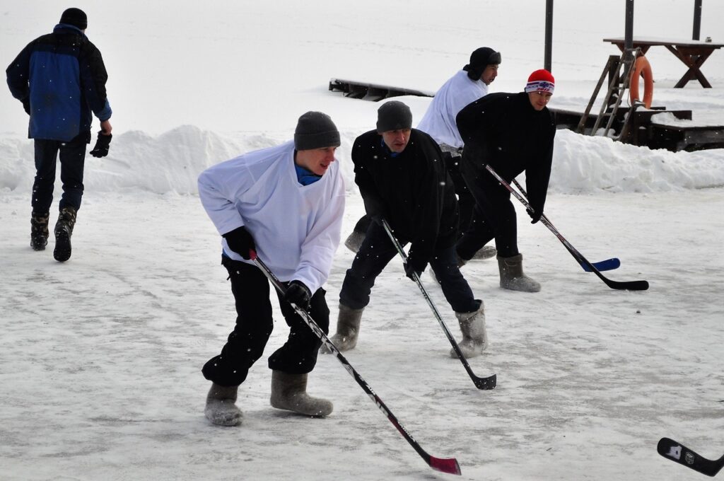 В Тверской области мотоциклисты сыграют в хоккей на валенках свежие новости твери сегодня