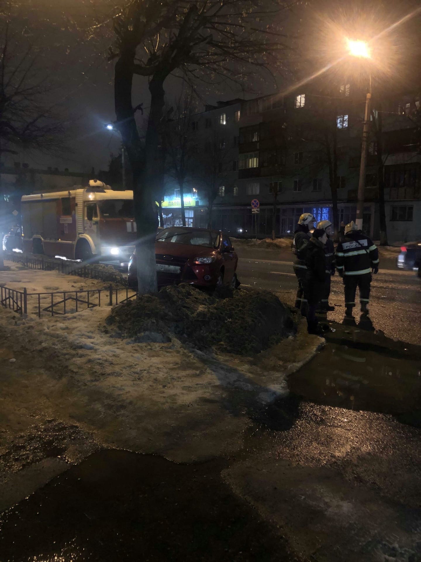 В Твери на улице Горького произошла авария с участием такси