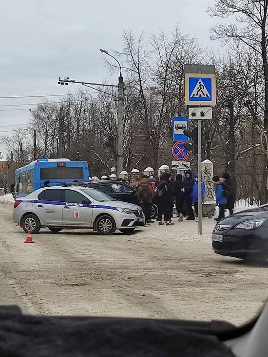 В аварии на Орджоникидзе в Твери есть пострадавшие В аварии на Орджоникидзе есть пострадавшие