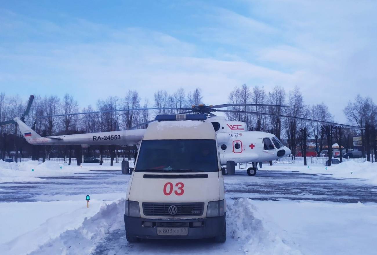 Из области в Тверь вертолёт доставил пациентов с коронарным синдромом Из области в Тверь вертолёт доставил пациентов с коронарным синдромом